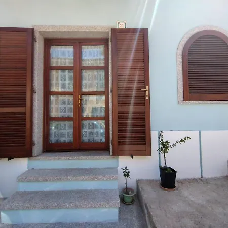 Casa Blu:) Centralissima!!! Santa Teresa Gallura Buitenkant foto